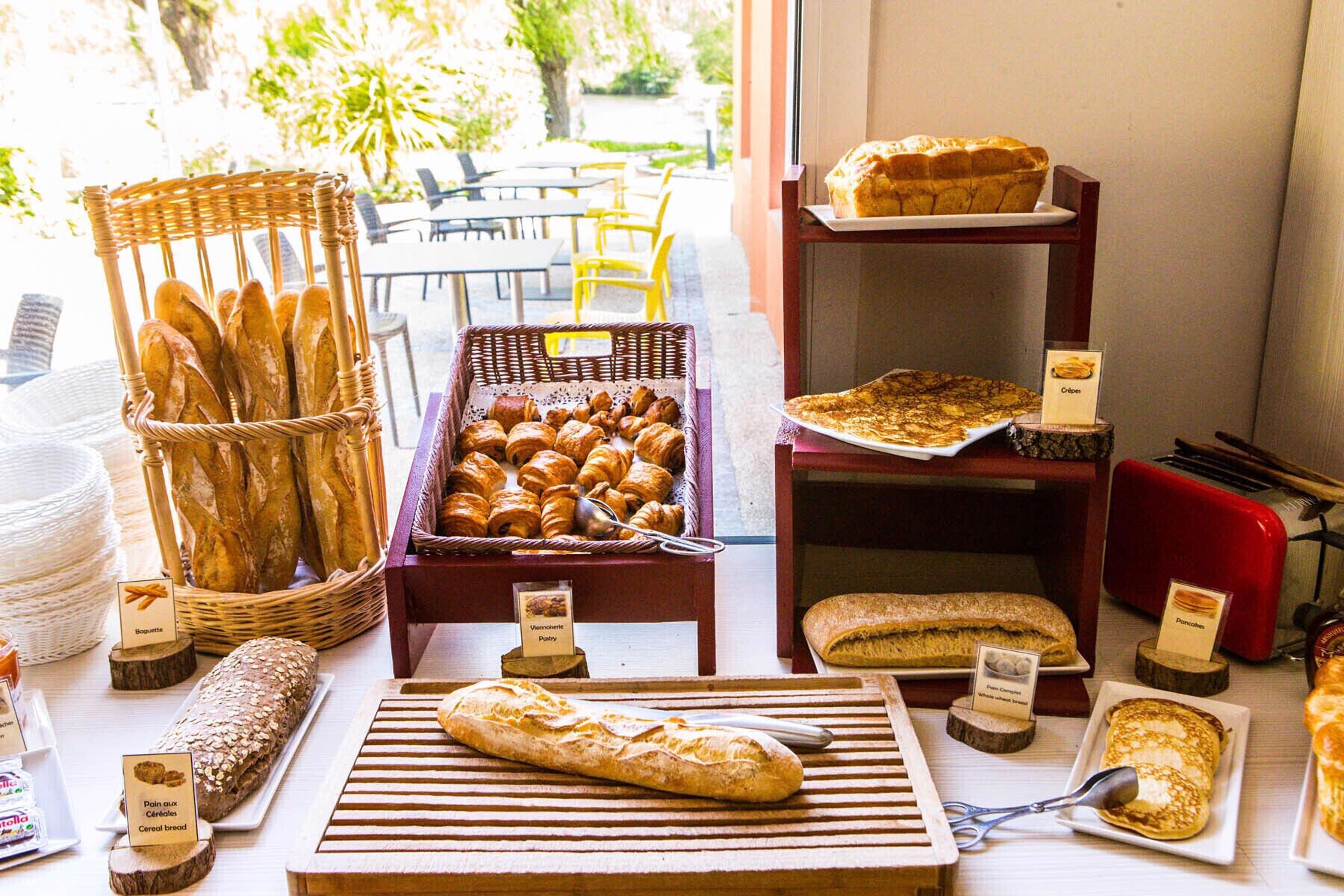 Sowell Hotels Domaine De La Petite Isle L'Isle-sur-la-Sorgue Luaran gambar